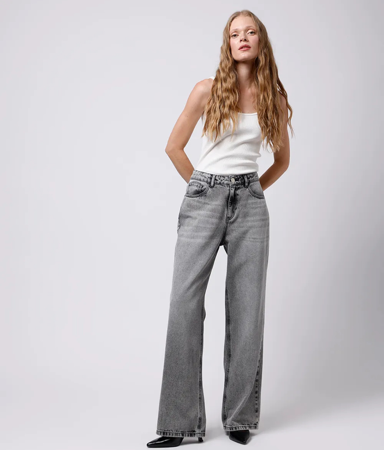 Calça — 4  thumbnail