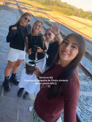 Campaña para Nalü 🤎 por días como estos amo mi trabajo  #work #freelance #creativo #fotos #marketing 
