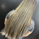 Mechas, corte e coloração  thumbnail
