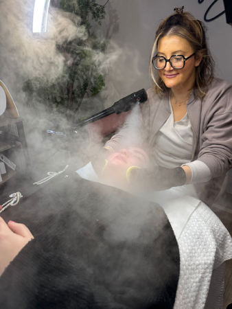 Customer Facebook Page thumbnail