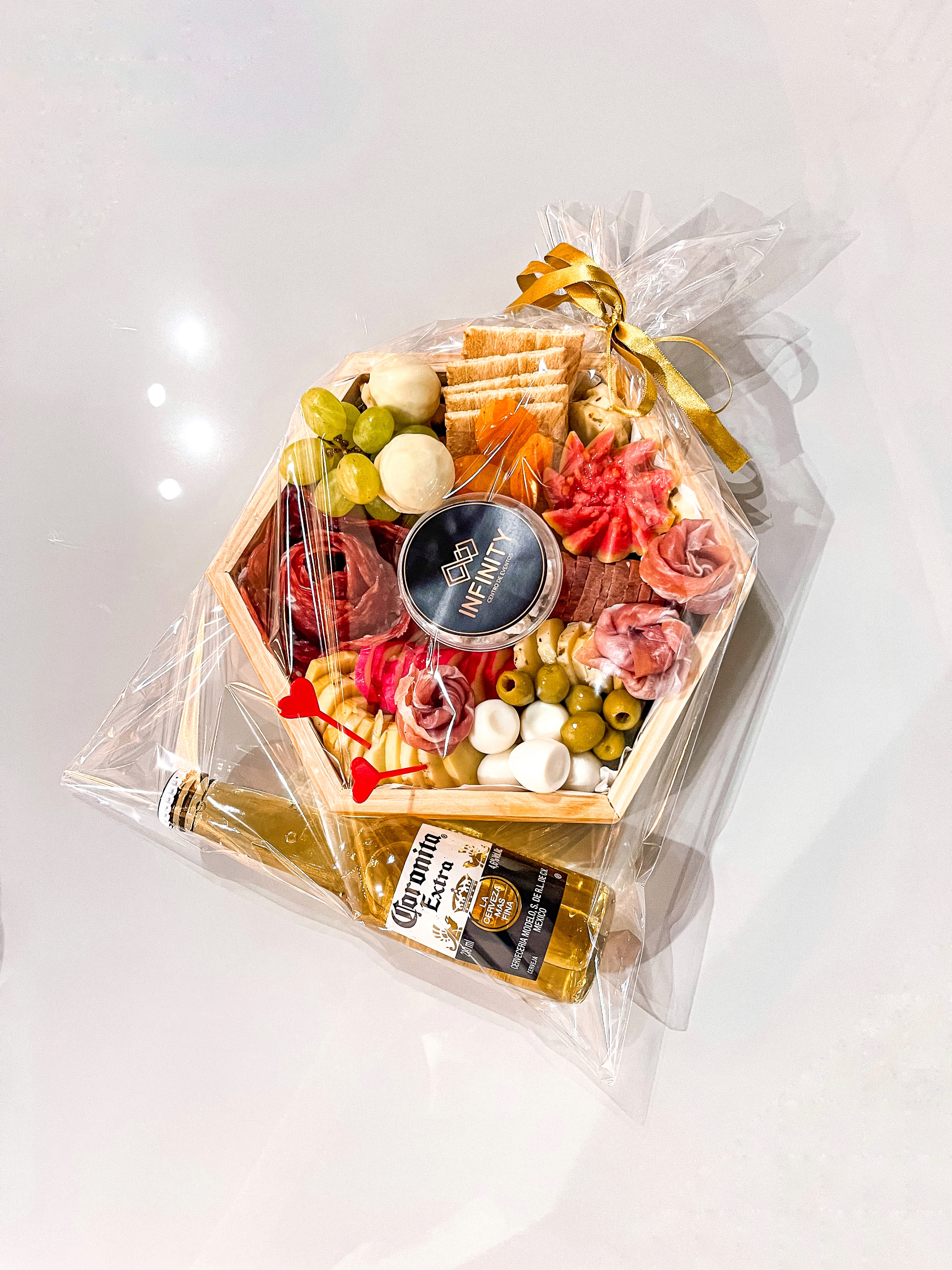 ENCOMENDAR TÁBUA DE FRIOS thumbnail