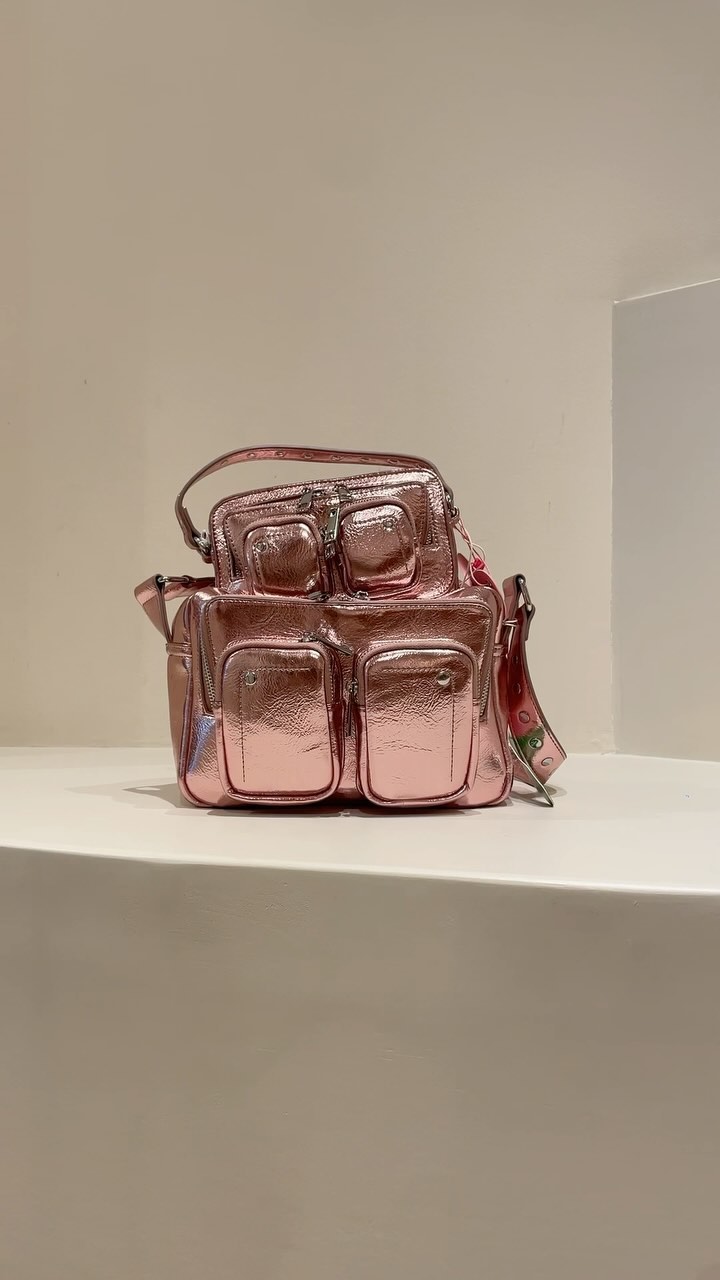Grande o mini: ¿Cuál prefieres?✨ #ferentbags