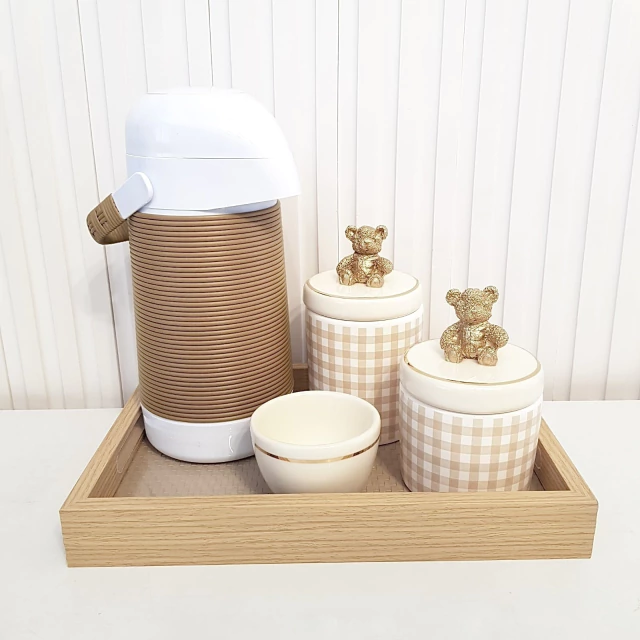 Kit Higiene Bebê Creme e Marrom Filete Dourado + Ursinho thumbnail