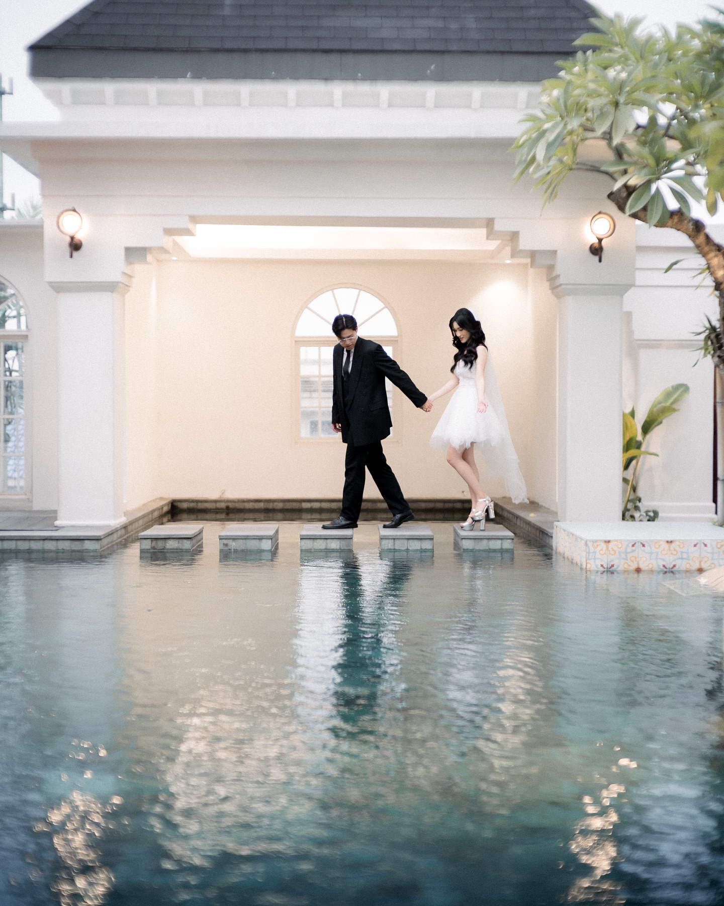 —— post wedding 
“Together is a wonderful place to be.”

#alvienzphotography 
#capturingeverybeautifulmoments 

#couple 