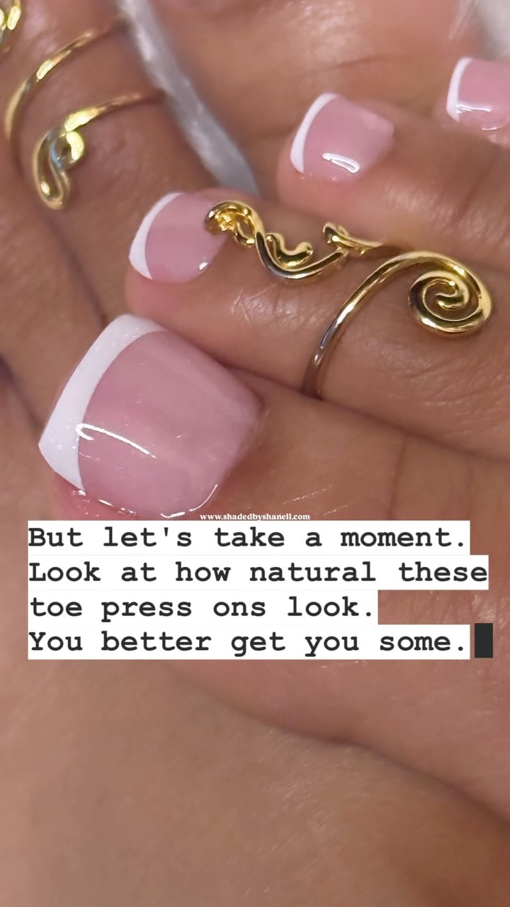 Struggling to make your toe pressons look natural? Try this! ⬇️

🔹Prep your toe nails before applying your toe pressons
