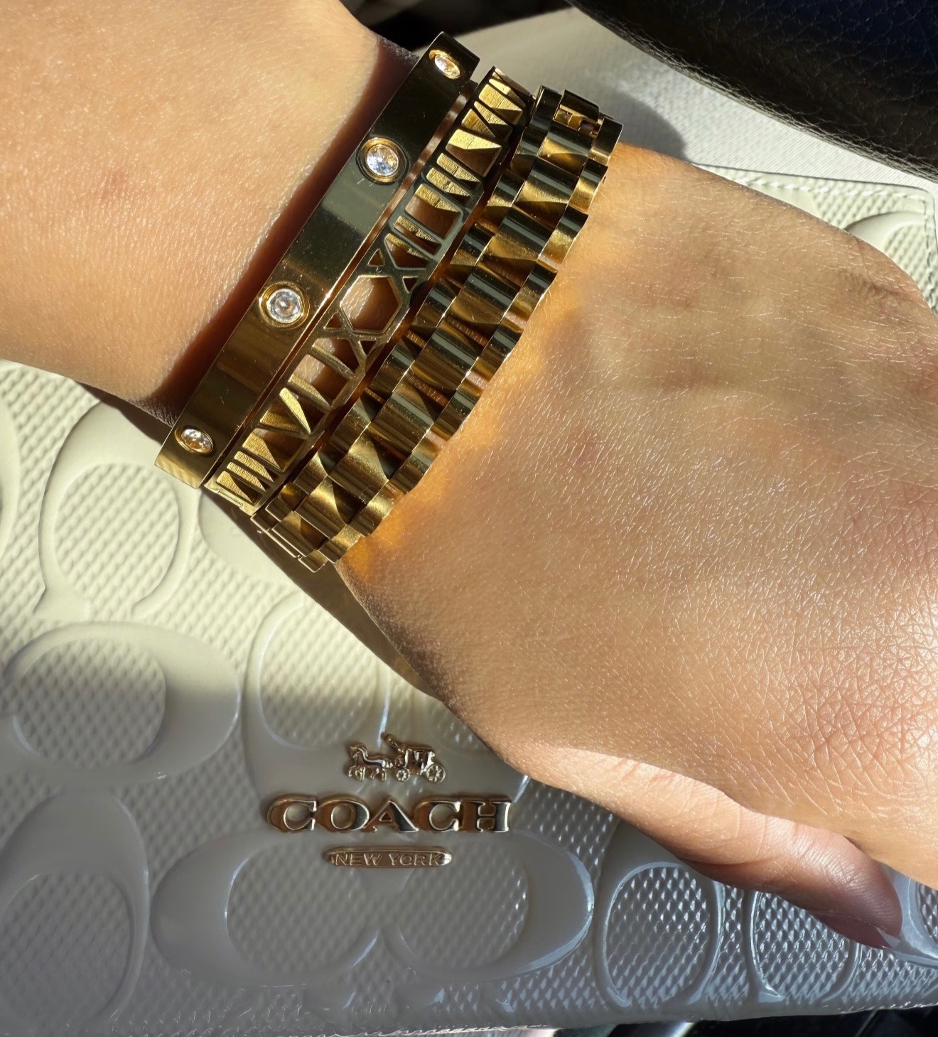 ROMAN NUMERAL BRACELET thumbnail