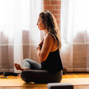 The Om Lounge Yoga & Wellness — Bio Site