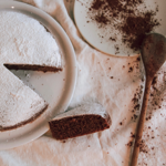 Torta al cioccolato senza latte e uova  thumbnail