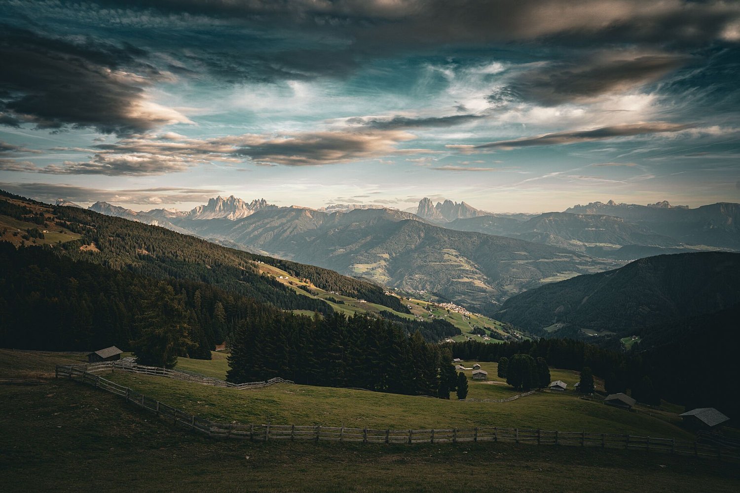 Wide Vision – Dolomites thumbnail