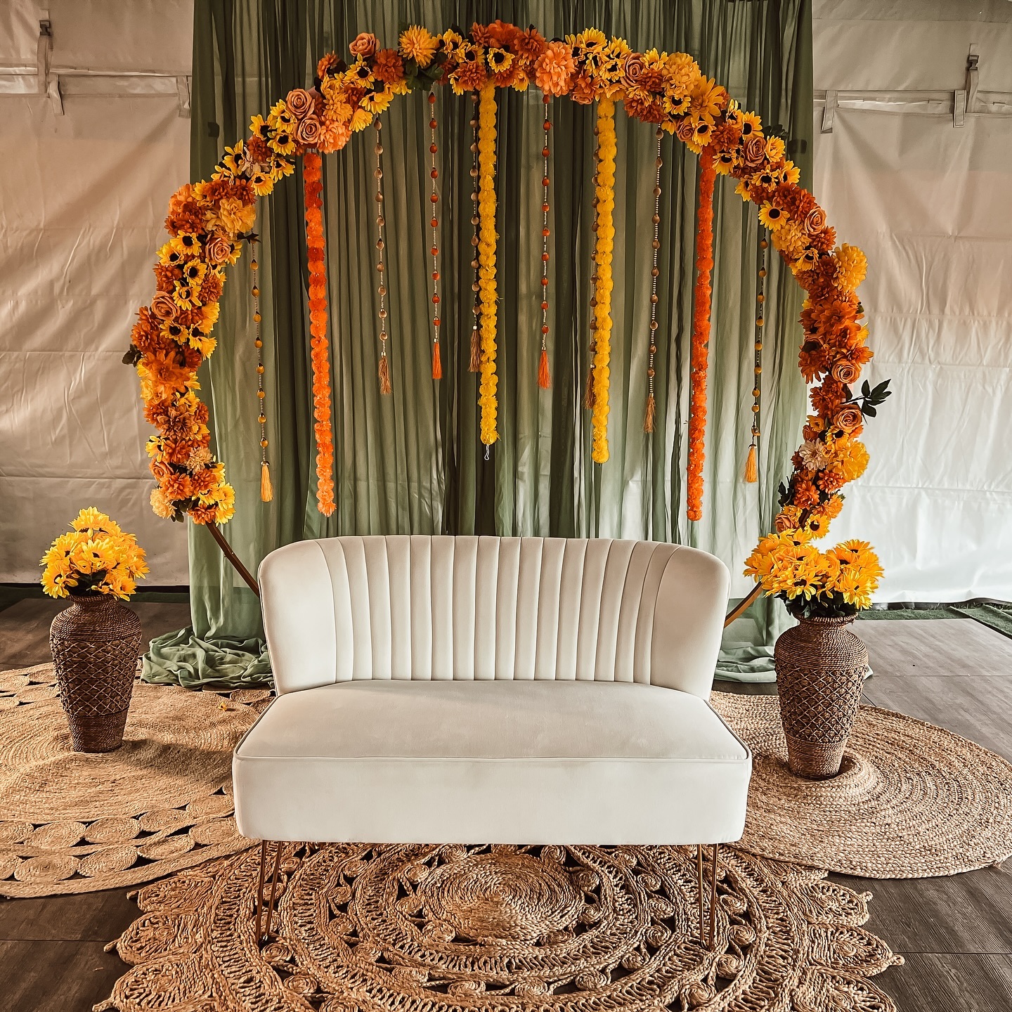 We had the amazing opportunity to create Kiran’s decor setups for her wedding week! Here’s a look at Day 1: Kiran’s Mend