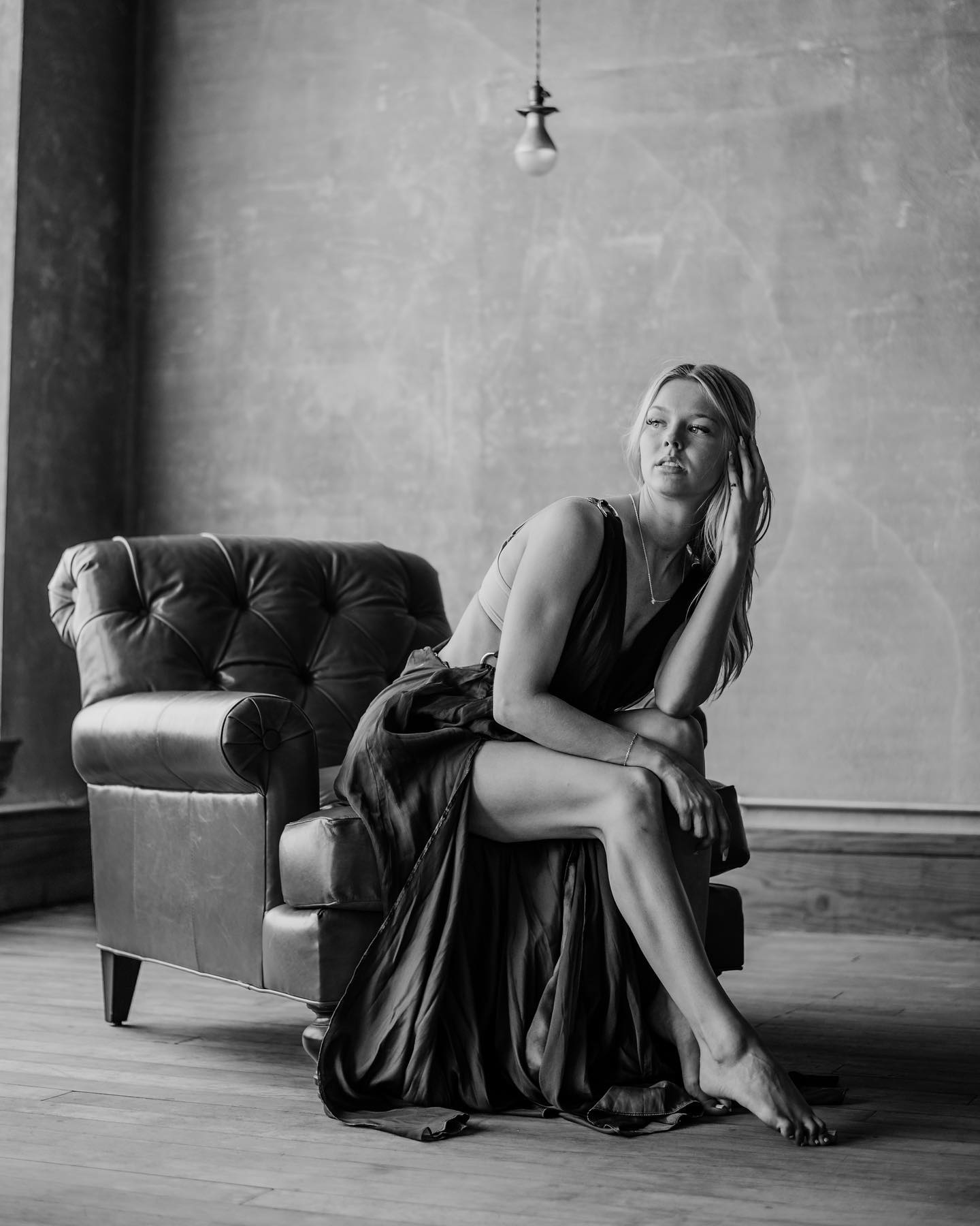 Becca. ❤️

#portraitsofwomen #sarahmurrayphotography  #massachusettswomen #mafineartportraits #fineartwomensportraits #p