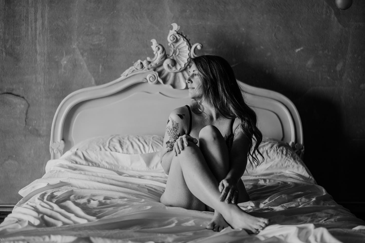 One of the things I love about intimate portrait and boudoir photography is the way it allows women to embrace their sen