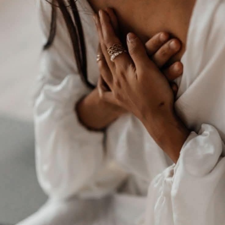 Sumate a nuestra comunidad de sadhanas - mujeres en misión thumbnail