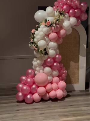 Loved every aspect of this setup! This was a surprise gift to my clients daughter who is having a baby girl! I cannot wa
