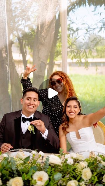 RV | Wedding & Event Planner on Instagram: "La mejor combinación de una noche perfecta: Mucho amor y diversión. ¡Así se vivió el matrimonio de Eva y Alber! 🌟✨😍

#matri2022 #weddingday #weddingplanner" thumbnail