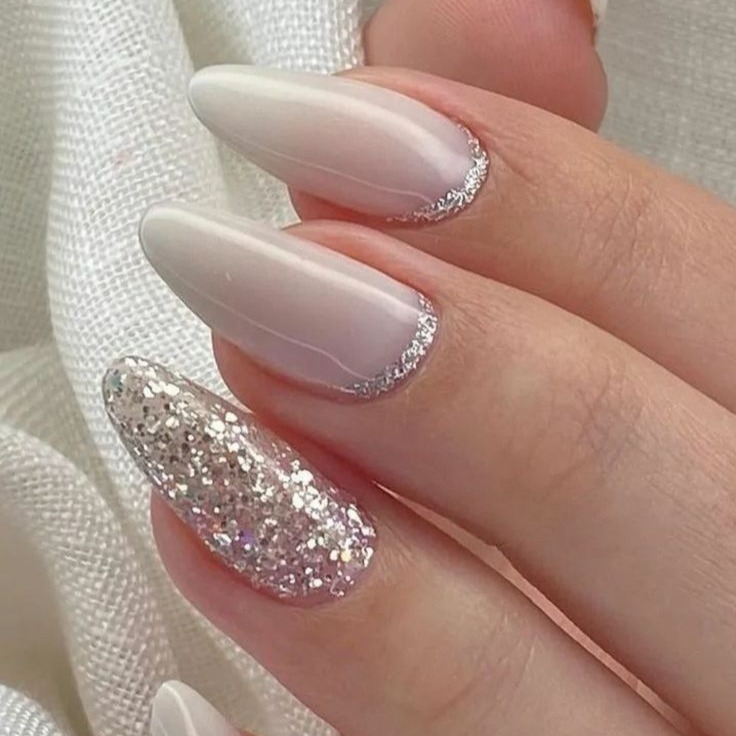 Postiça Realista thumbnail