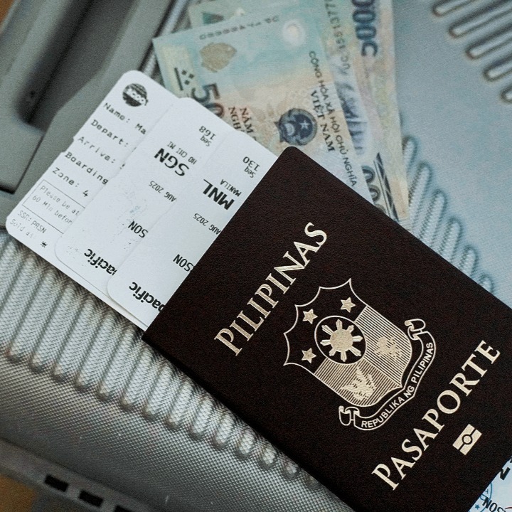 My Solo Travel Nightmare at Philippine Immigration thumbnail