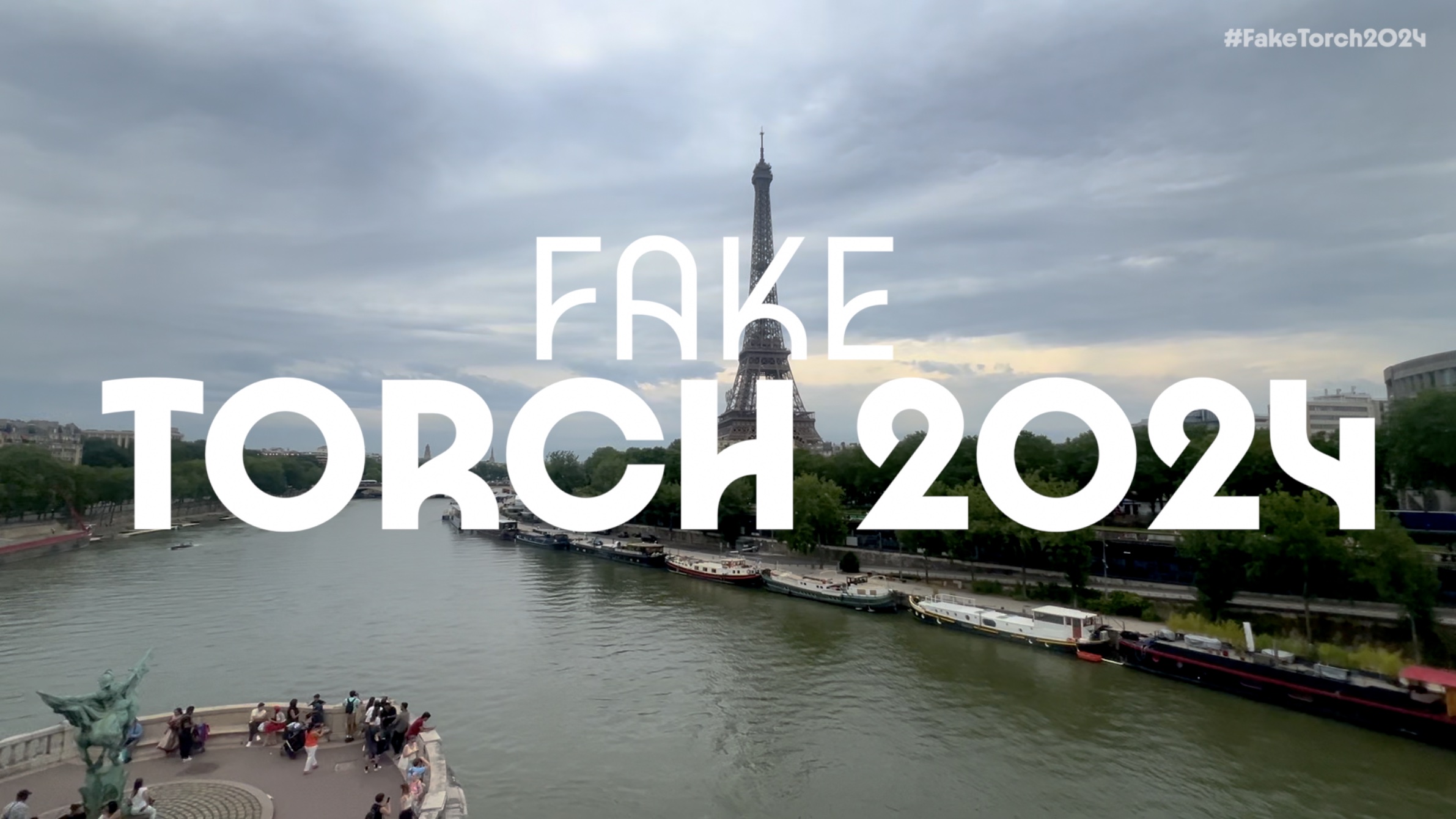 Bonjour to the Fake Olympic Torch 2024! 🔥🏃 thumbnail