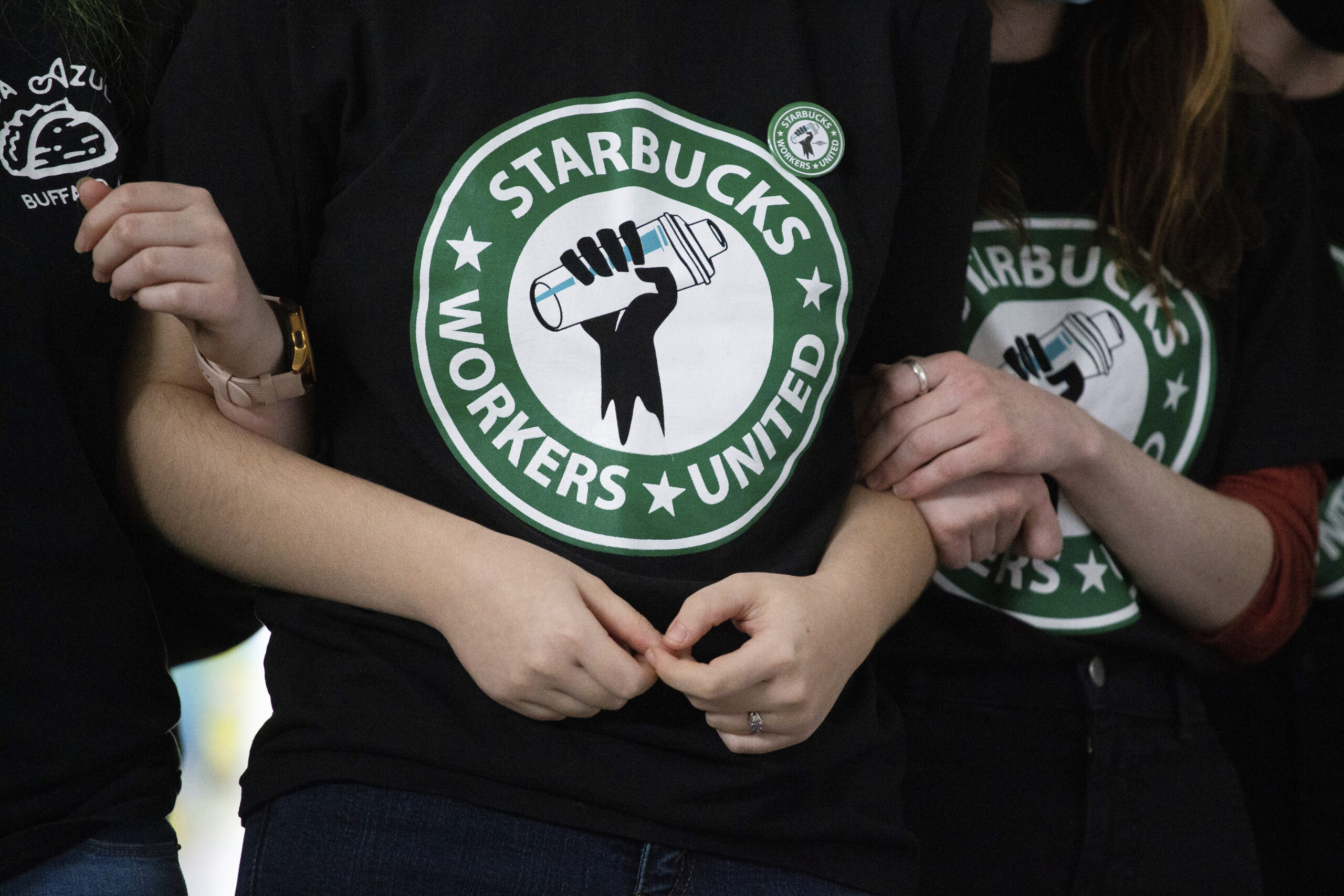 ✰PREMIUMPark Slope Starbucks responds to closure with rally thumbnail