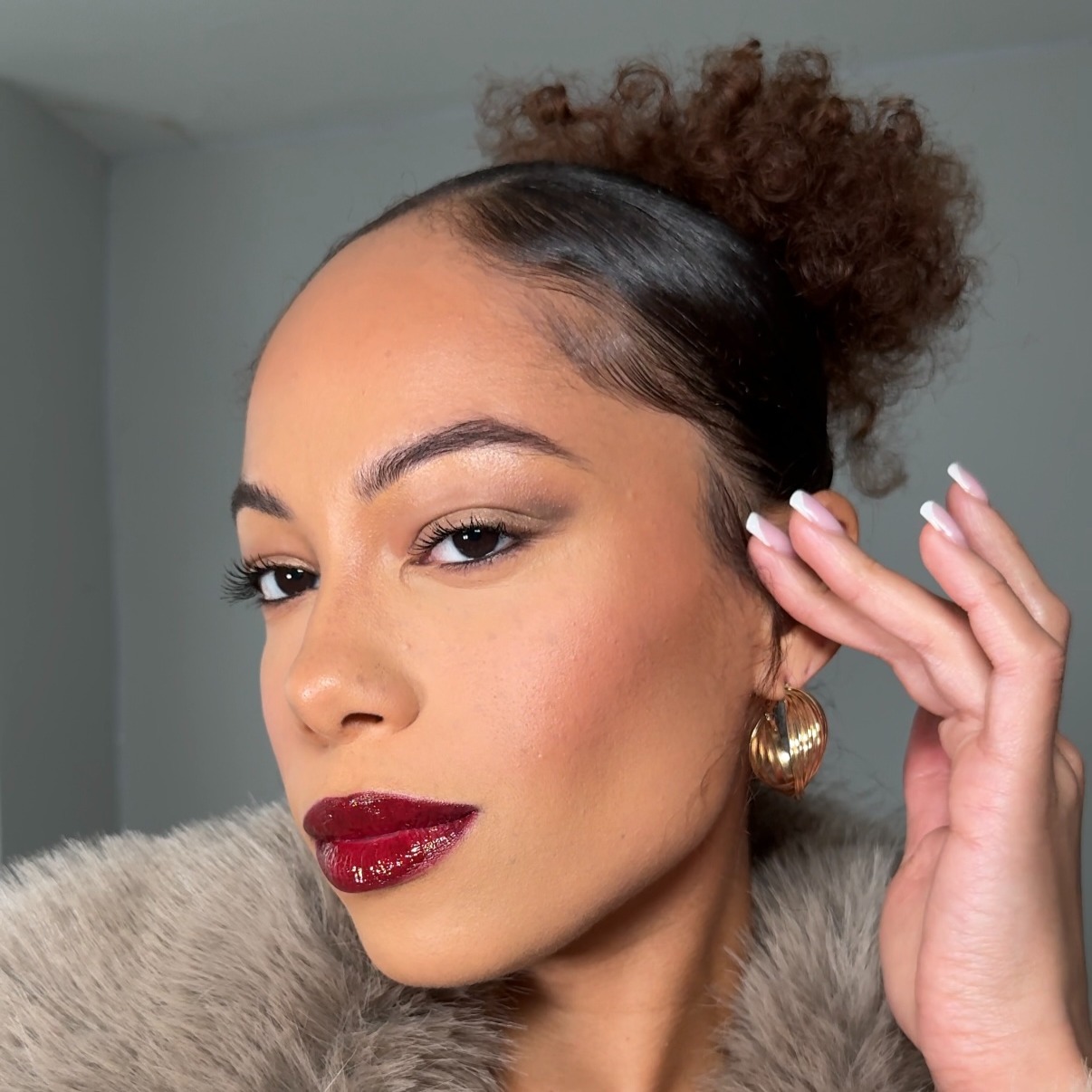 Glossy Berry Lip  thumbnail