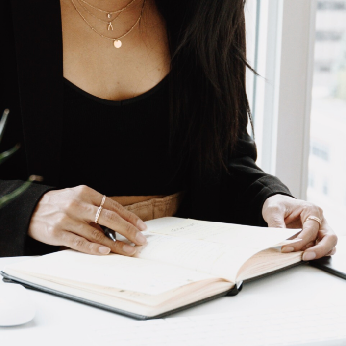 FREE DOWNLOADS thumbnail