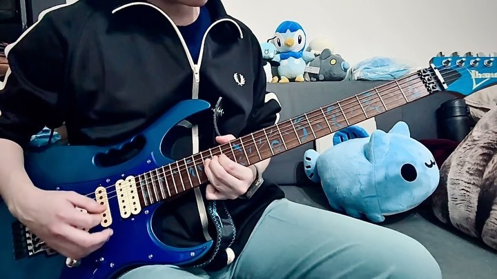 這把琴已經是21歲的JEM 7v …天

#LiSA #Gurenge #紅蓮華 #鬼滅之刃 #片頭曲 #guitarcover 

-
#jem7v #ibanez
