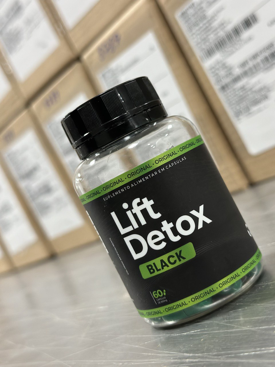 Lift Detox Caps Black  thumbnail