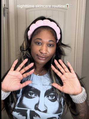 I’ve been neglecting my skin a little bit due to my busy schedule, but it was time for a good reset with a microdermabra