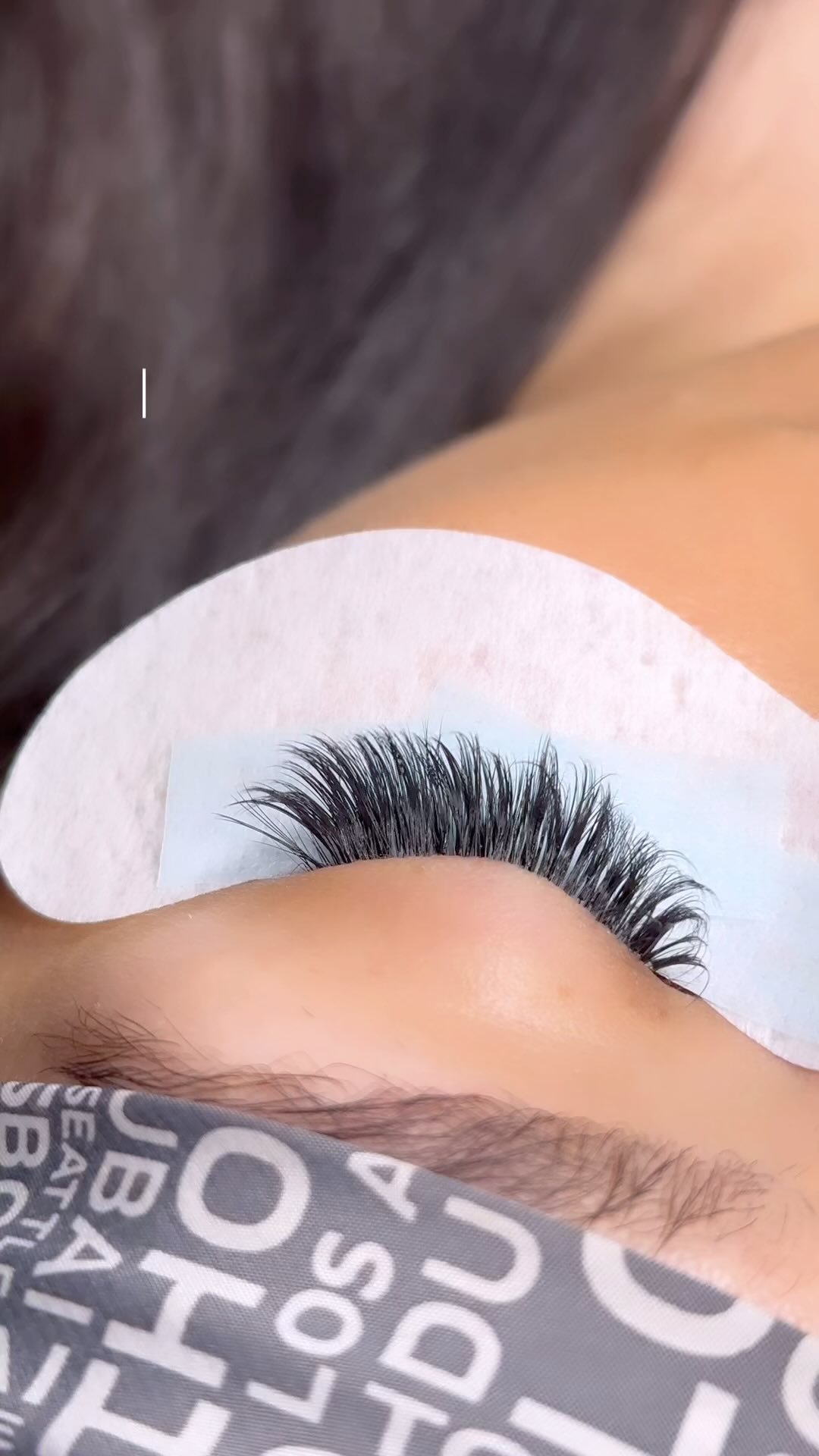 If your lashes aren’t lasting it can be a couple things… 

1. 𝙋𝙤𝙤𝙧 𝙖𝙛𝙩𝙚𝙧𝙘𝙖𝙧𝙚: You want to make sure you’re following pro
