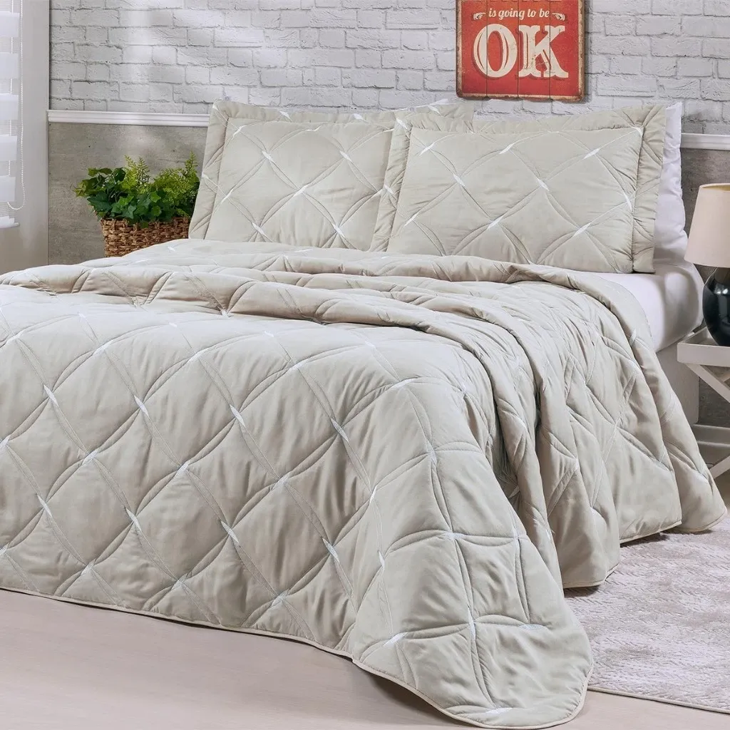 Cobre Leito 3 Peças KING thumbnail