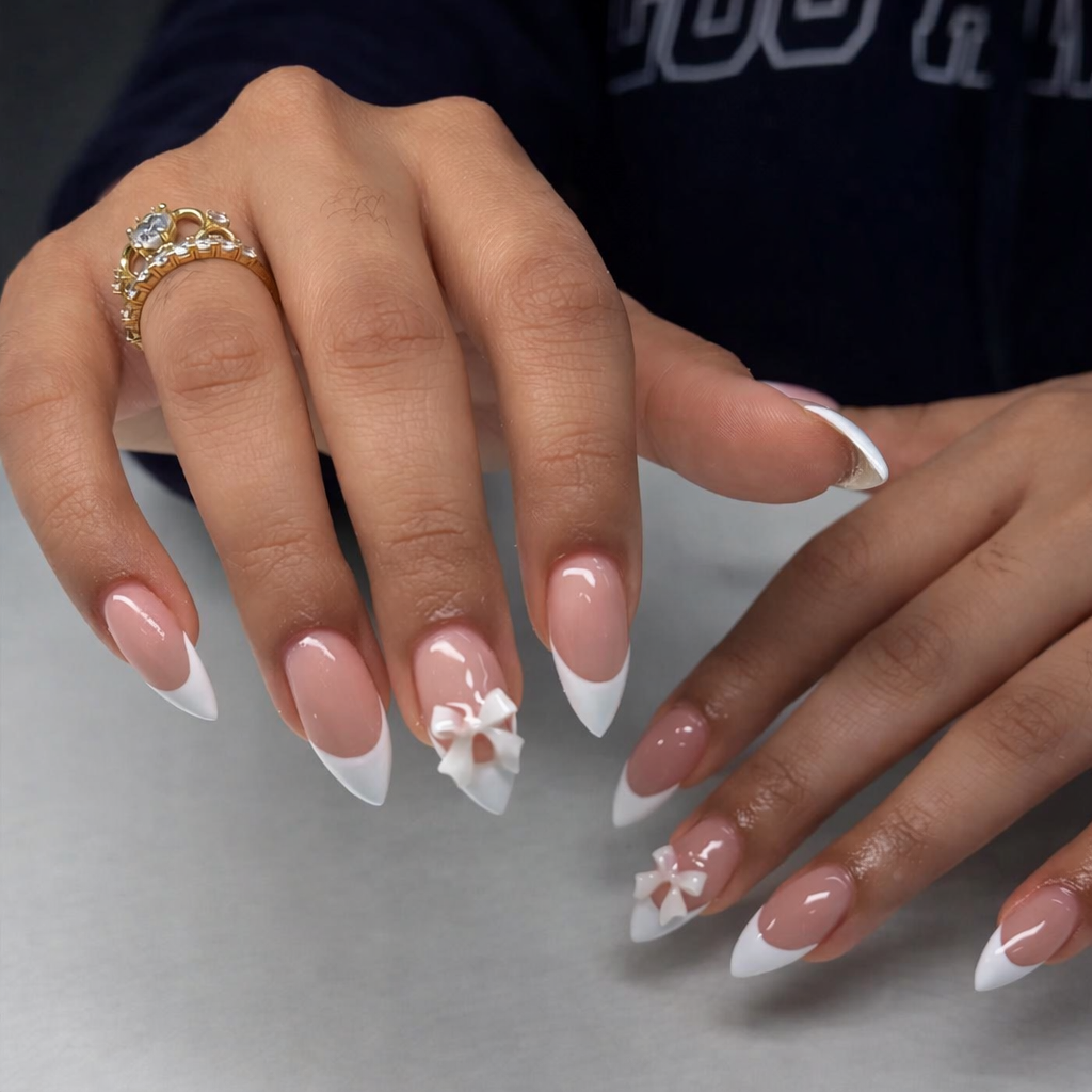Book your Nails Service thumbnail