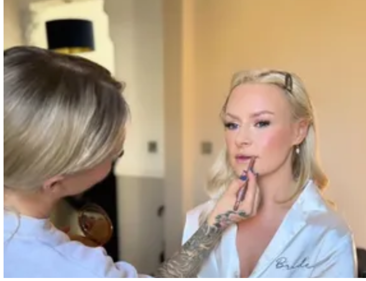 Libby Makeup artist thumbnail