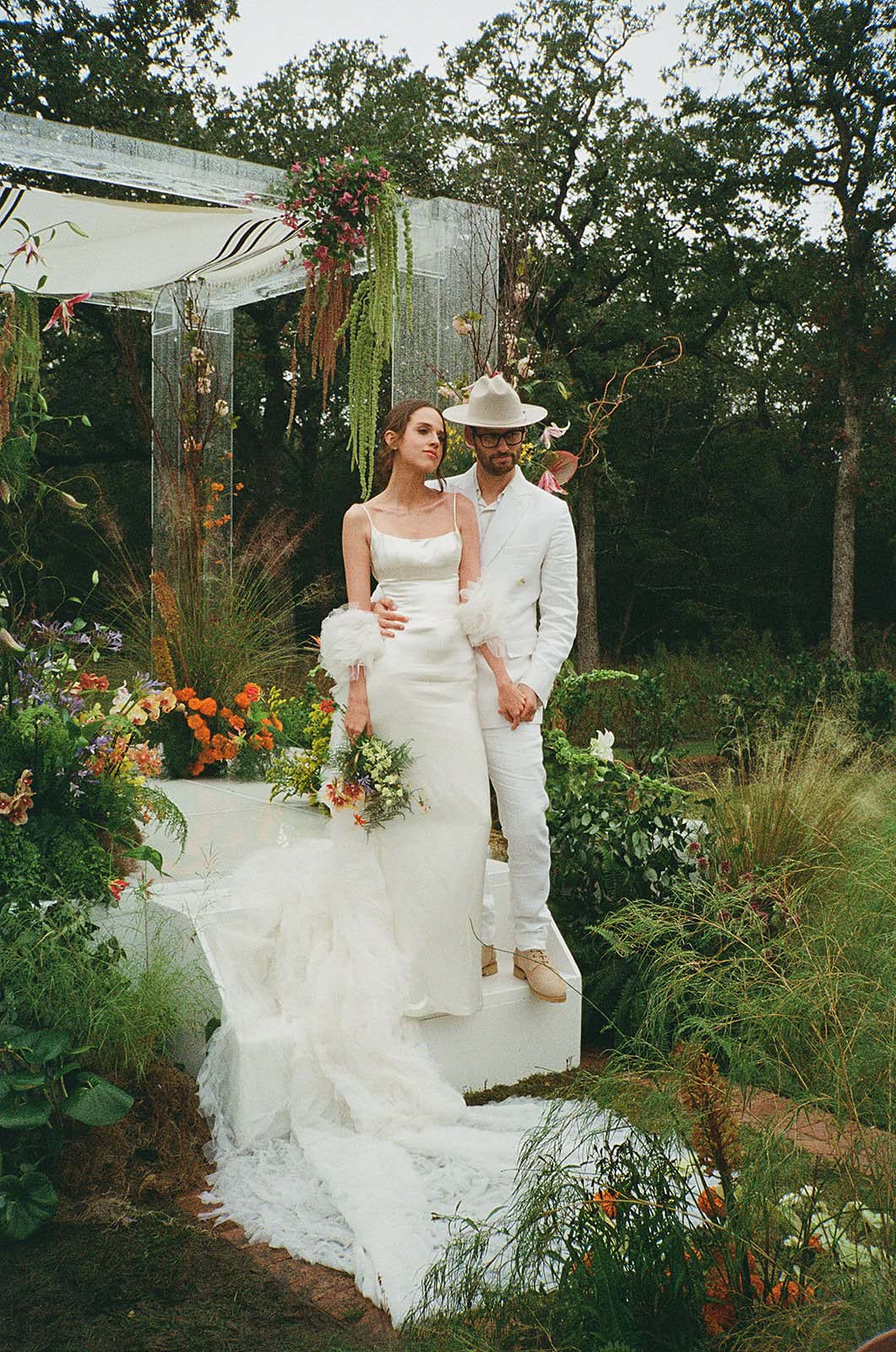 The Grand Lady Austin Garden Wedding - 100 Layer Cake thumbnail