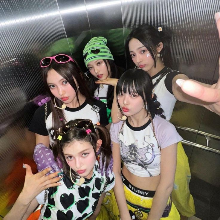 ──  იᧉ⍵ ȷᧉɑიꜱ. ☆ thumbnail