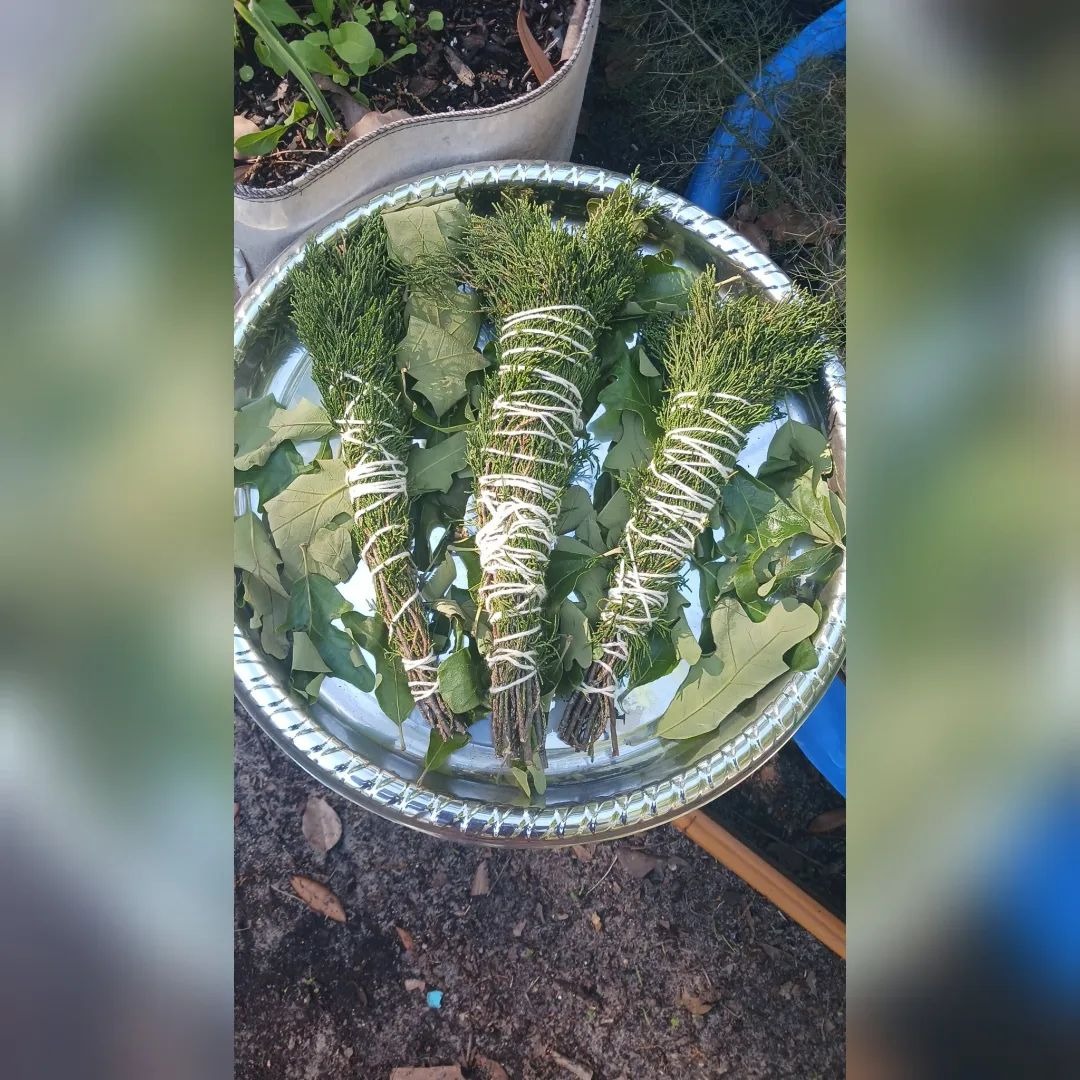 Custom Herbal Smudge Bundle thumbnail
