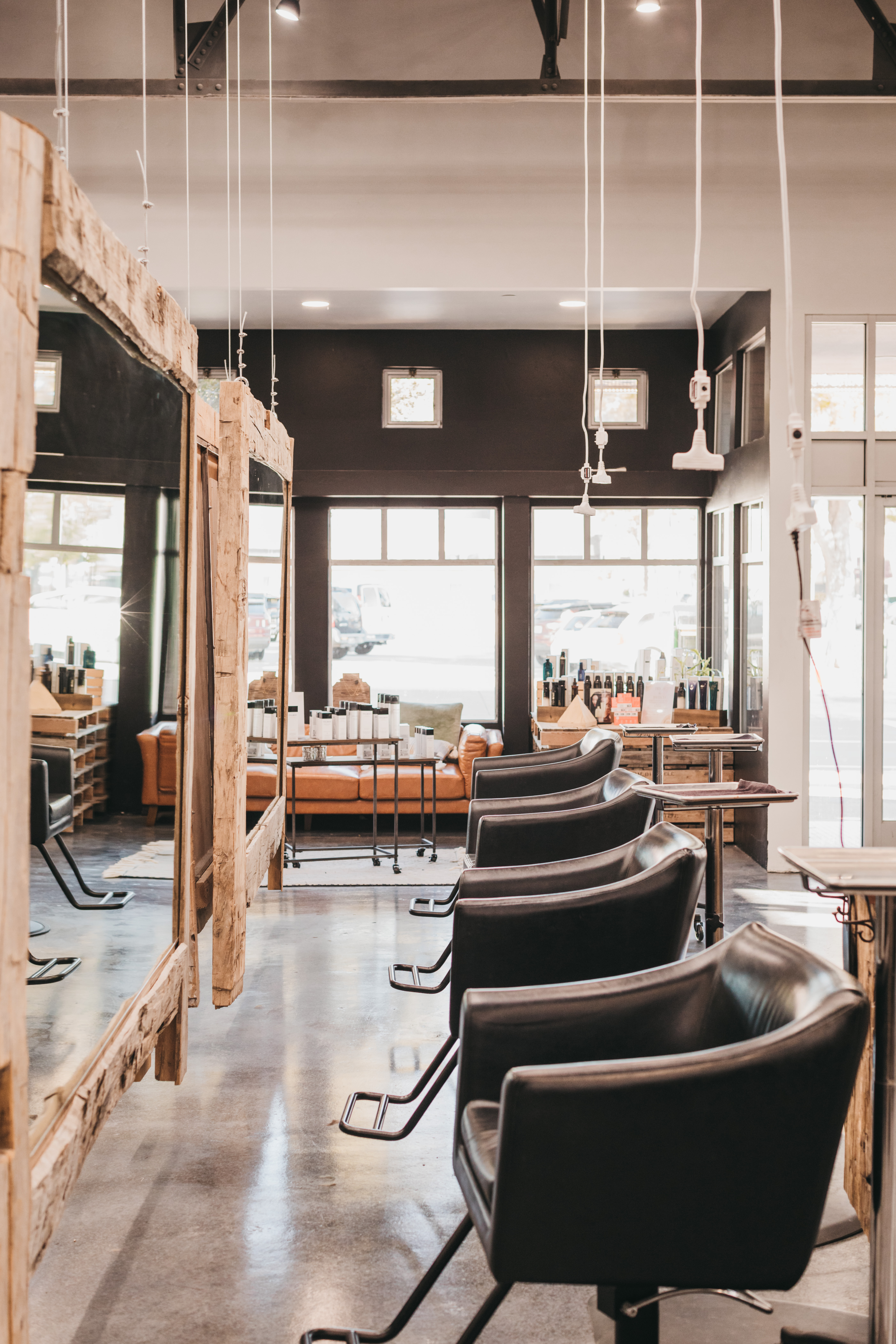 Twig Talk Podcast- All things beauty & hair w/Amanda Miller  thumbnail