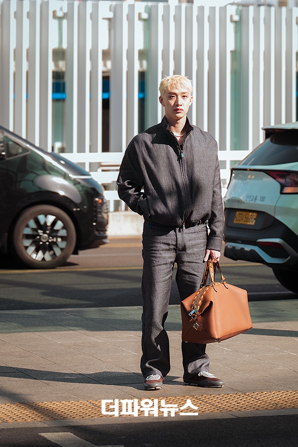 스트레이 키즈 방찬, 무덤덤한 표정 thumbnail