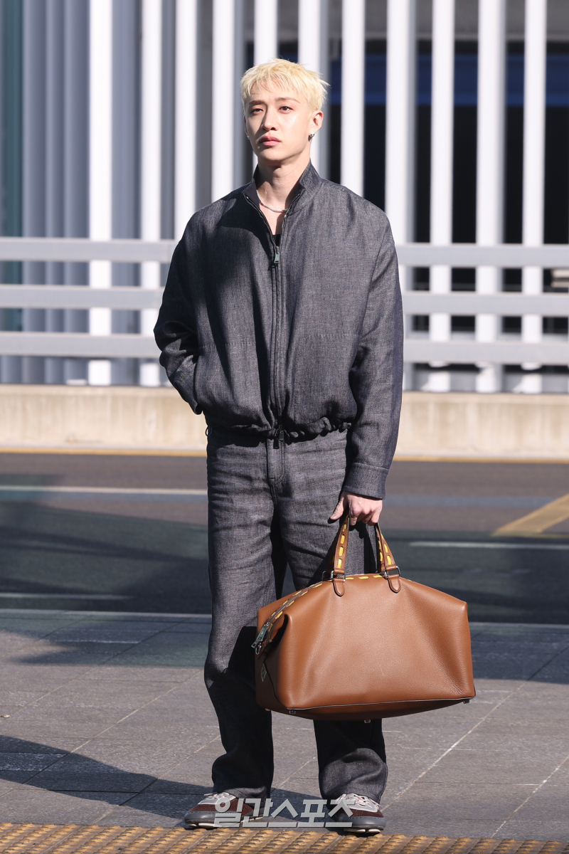 [포토] 스트레이 키즈 방찬, 빛이 좋아서~ thumbnail