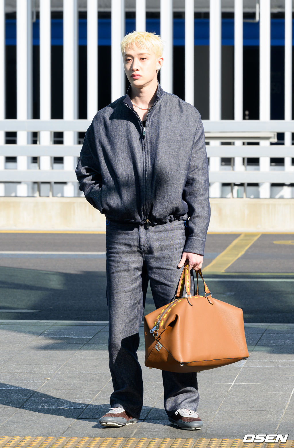 [사진]스트레이키즈 방찬,'멋진 출국길' thumbnail