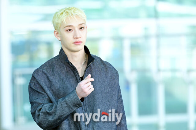 [MD포토] 스트레이 키즈 방찬 '시크한 하트' thumbnail