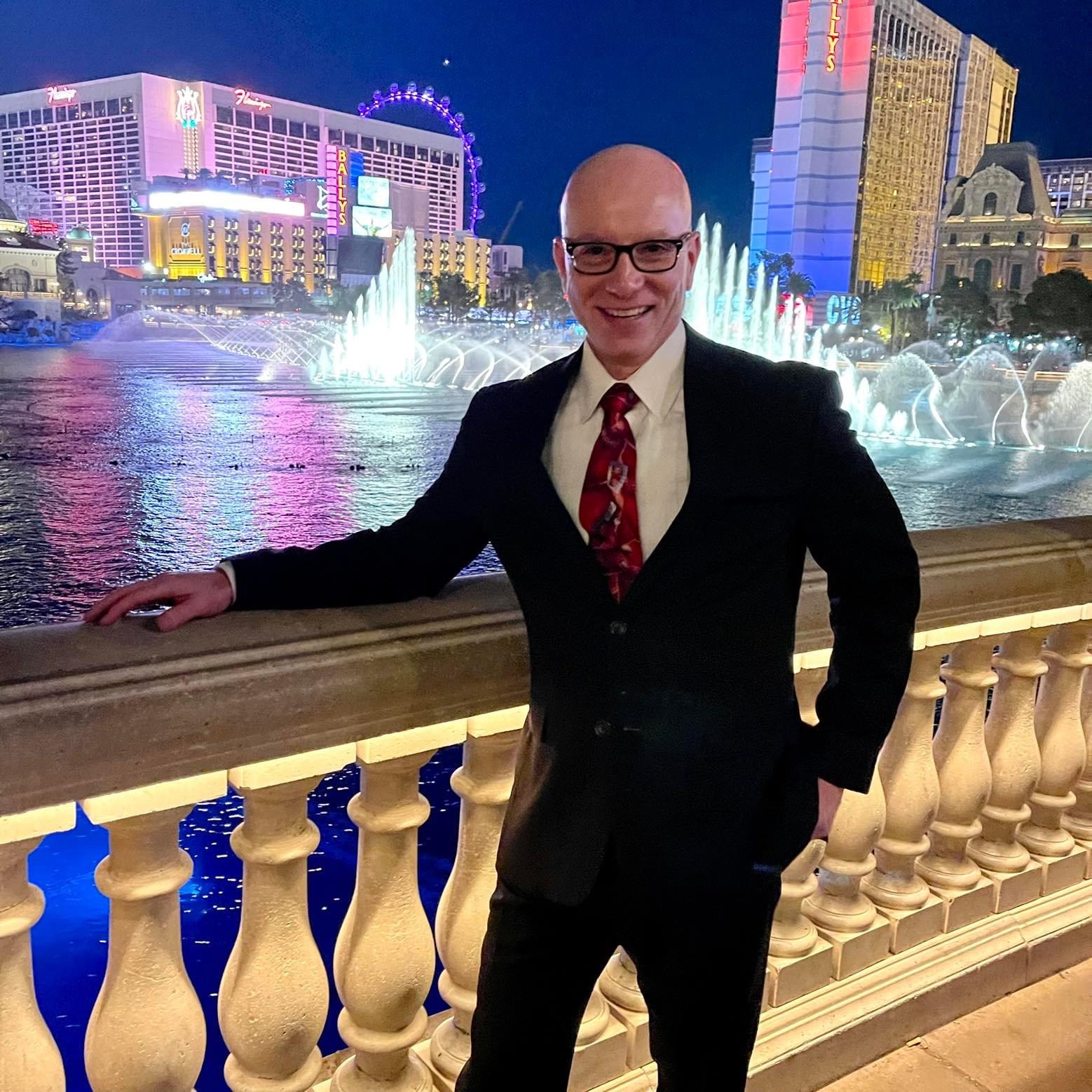 Meet your Vegas Officiant thumbnail