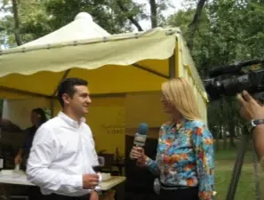 VINUL DE CORCOVA – VINUL DIPLOMATILOR , GUSTAT PENTRU O ZI DE CETATENII CAPITALEI thumbnail