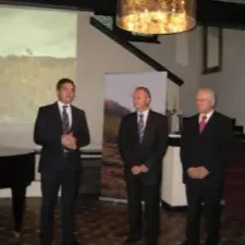 ROMANIA ARE UN NOU AMBASADOR IN LUME: VINUL DE CORCOVA thumbnail
