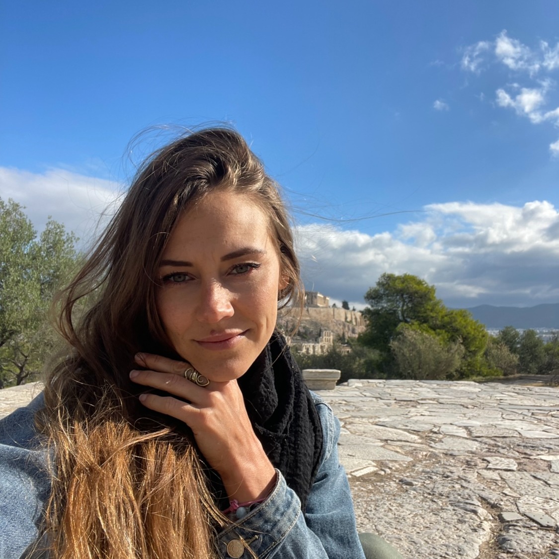 Book Consulting Call thumbnail