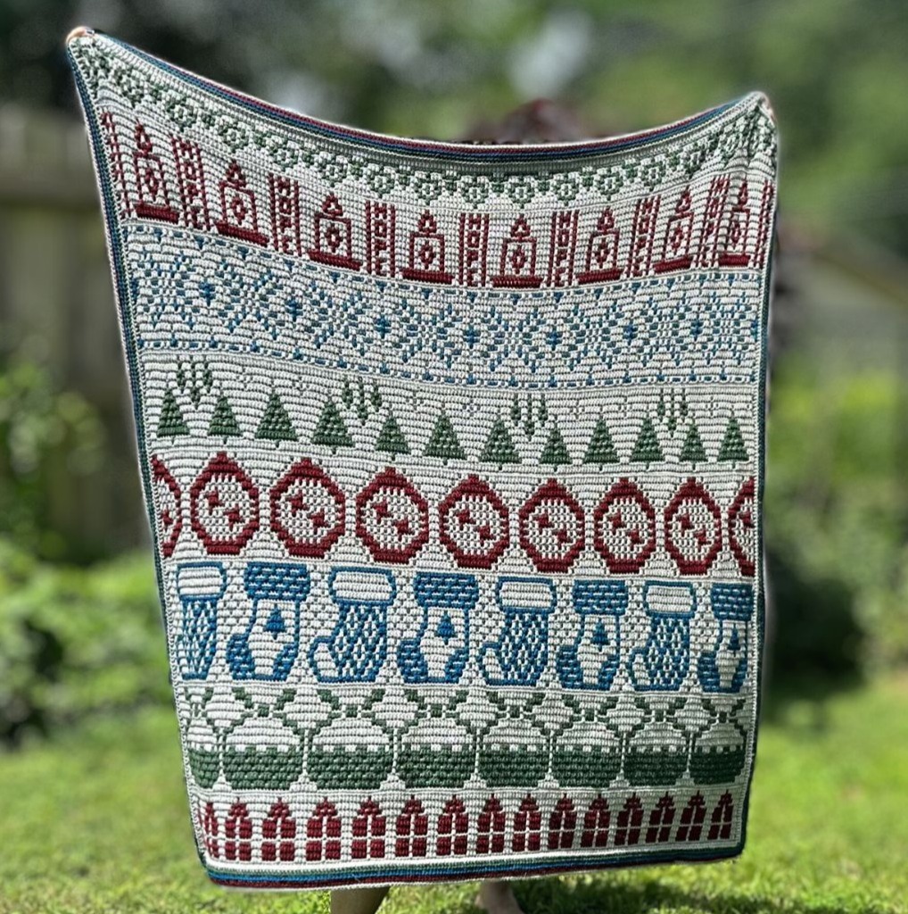 Christmas in July Pattern eBook thumbnail