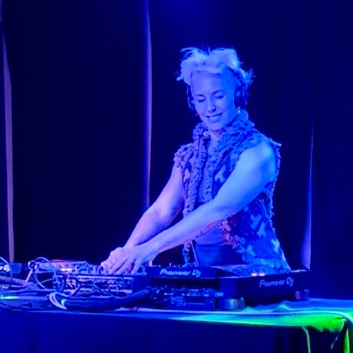 My latest set on SoundCloud: Ecosystems 4.10.26 - Live in Reno thumbnail