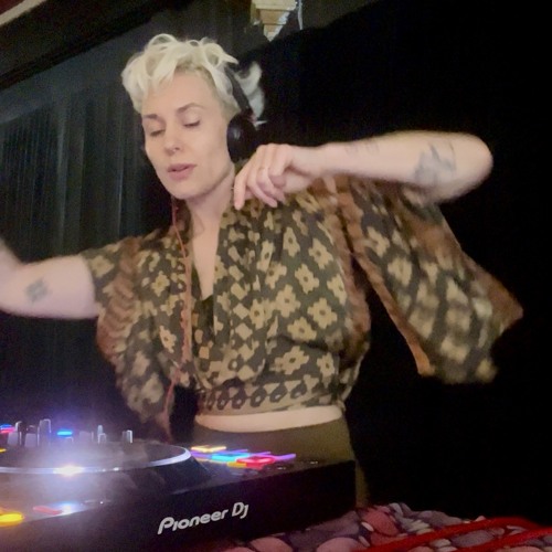 My latest set on SoundCloud: Ecstatic Dance Oakland 1.11.26 thumbnail