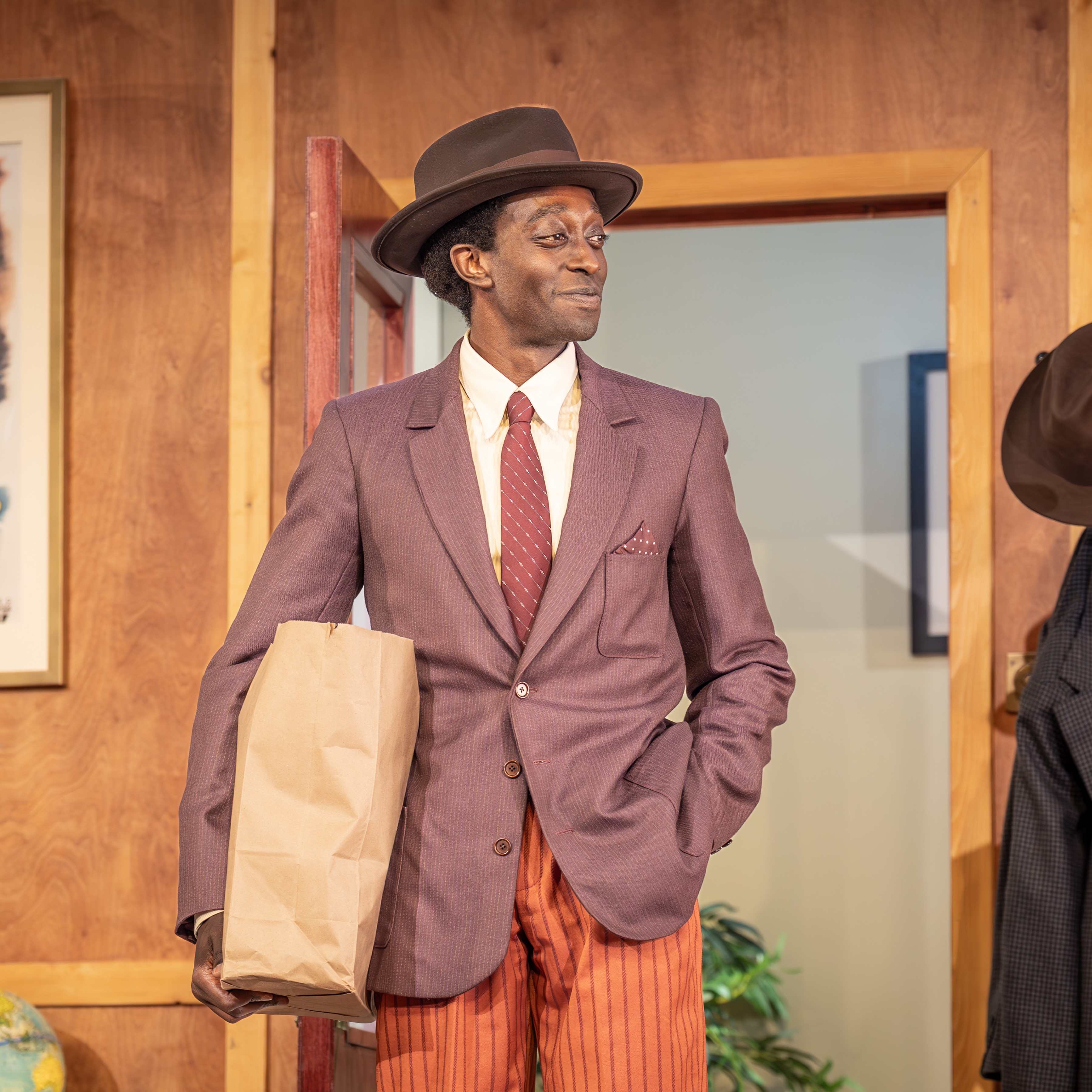 "Retrograde" at Apollo Theatre thumbnail