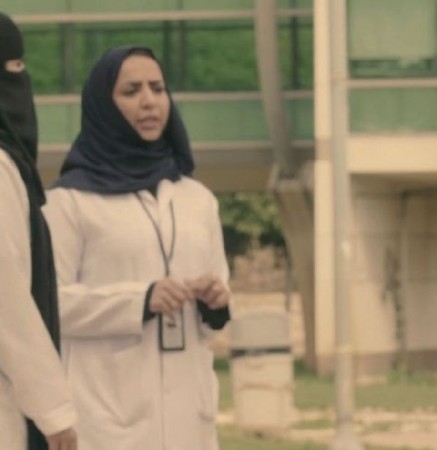 الوليد للإنسانية تعمل على تمكين النساء نفسيًا ومهنيًا واجتماعيًا، ودعم صحتهم النفسية thumbnail