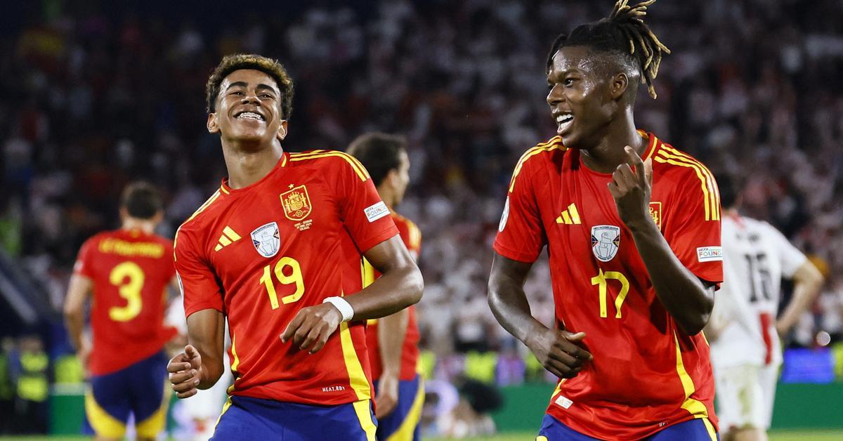Lamine Yamal i Nico Williams: els orígens d'una amistat que il·lusiona el barcelonisme thumbnail